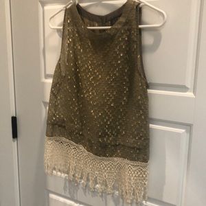 Gold sequence top